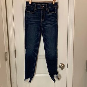 American Eagle High Waisted Blue Jeans - Womens 2